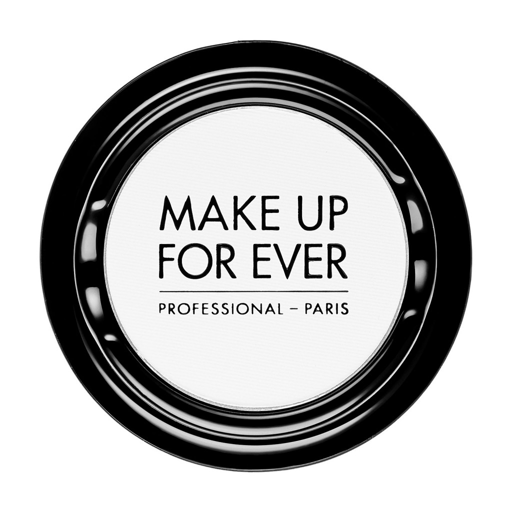 Make Up For Ever Matte Eyeshadow in Chalk